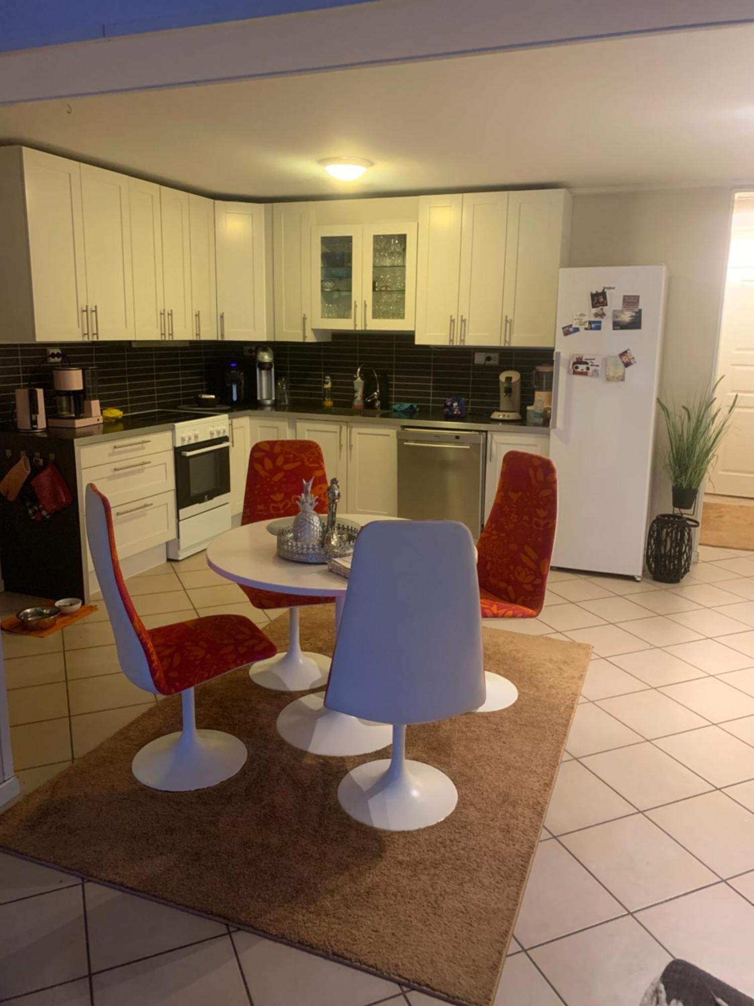 Rom Sentralt I Tromso Privatunterkunft